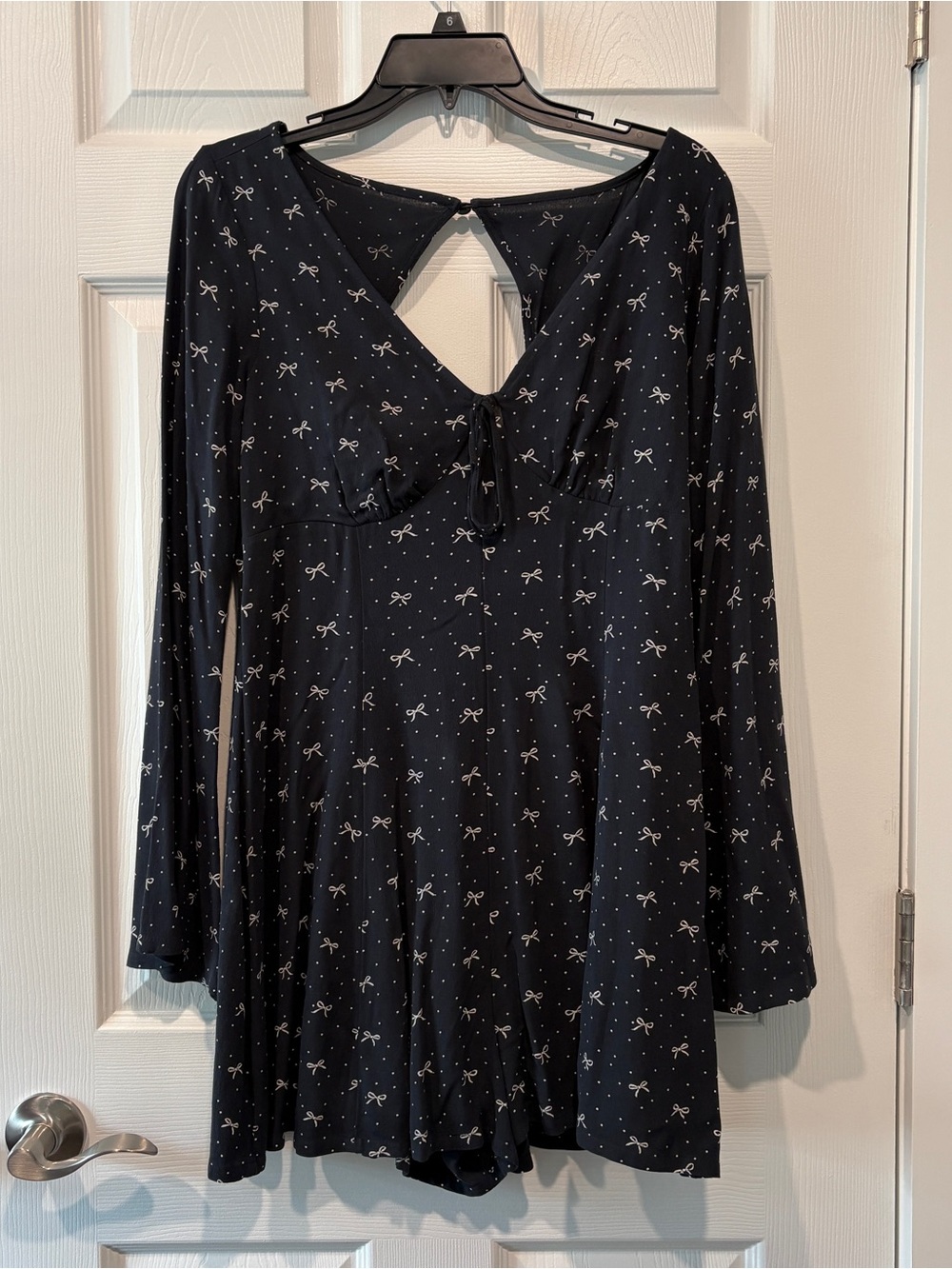 American Eagle Long Sleeve Bow-Print Romper